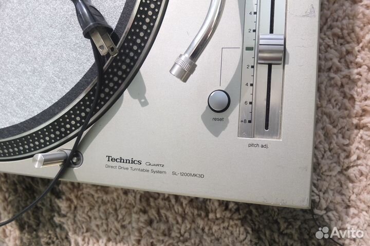 Проигрыватель винил Technics SL1200 MK3D