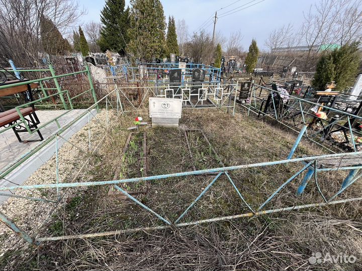 Уборка могил