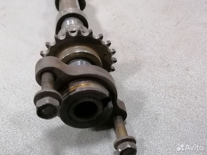 Распредвал впускной левый Chrysler Concorde 1999