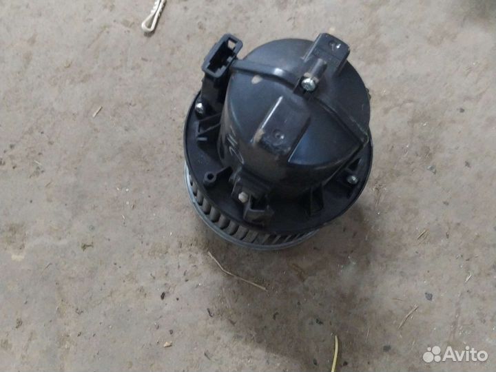 Мотор печки Land Rover Freelander 2