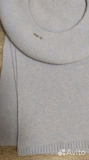 Комплект женский берет с шарфом из ангоры