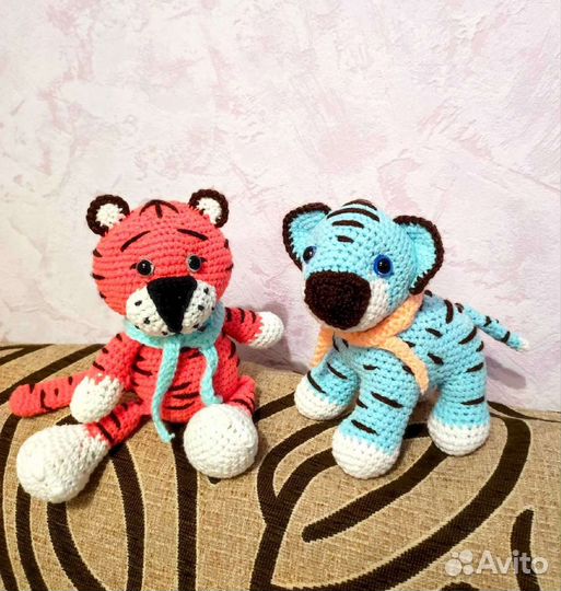 Тигр вязаный. Игрушка ручной работы