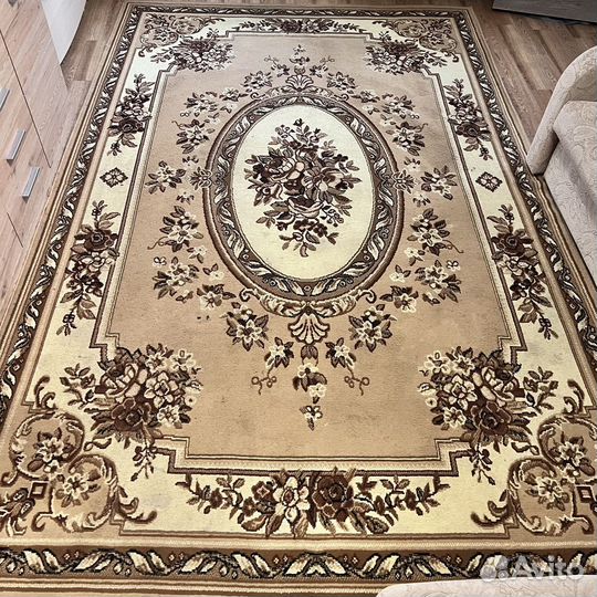 Ковер 2 на 3 бу