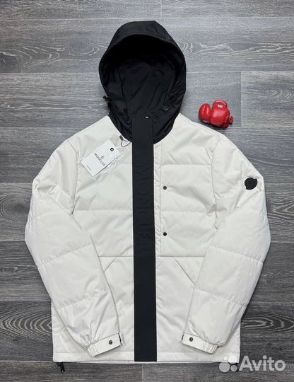 Демисезонная куртка moncler