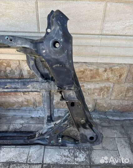 Подрамник Honda Accord 2002-2007