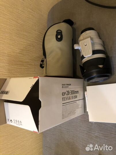 Объектив Canon EF 28-300mm f/3.5-5.6L IS USM