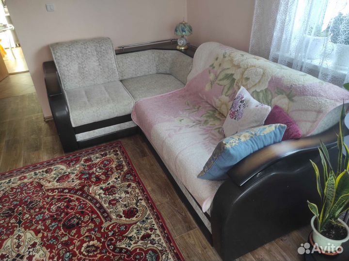 Угловой диван