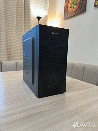 Компактный Игровой пк Xeon E5 2666 V3 RX 580 8gb
