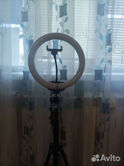 Кольцевая лампа бу