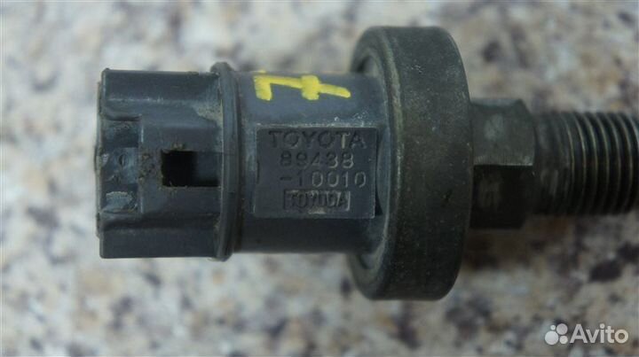 Датчик давления гур Toyota Mark II