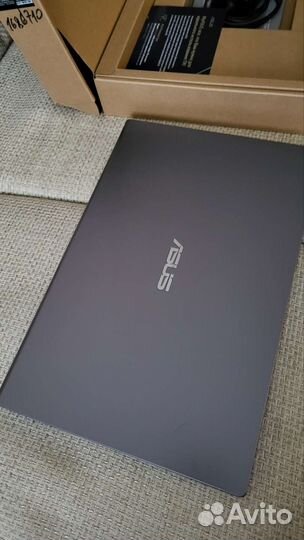 Ноутбук asus