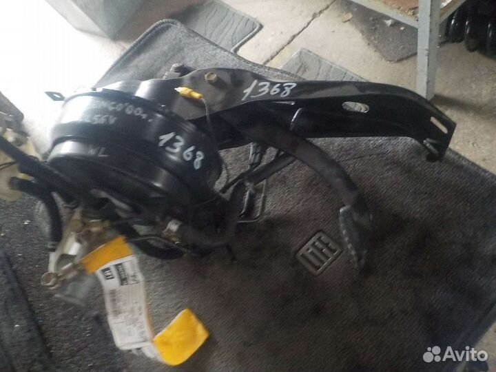 Главный тормозной в зборе с вакуумным и педалью