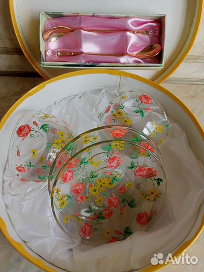 Набор чайный на 2 персоны,новый.Ложечки в подарок