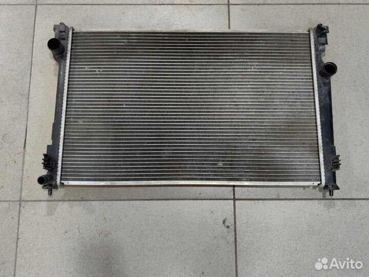 Радиатор на Toyota Camry V70