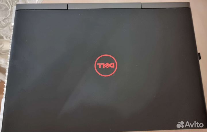 Ноутбук dell inspiron