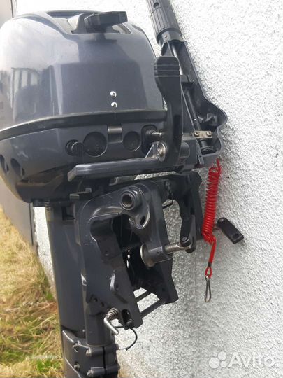 Лодка' мотор