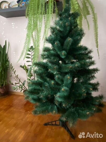 Елка искусственная