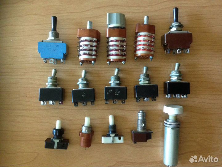 Радиодетали,реле,кнопки,тумблера СССР