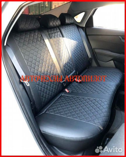 Чехлы Автопилот Toyota Avensis 3 из экокожи чёрные