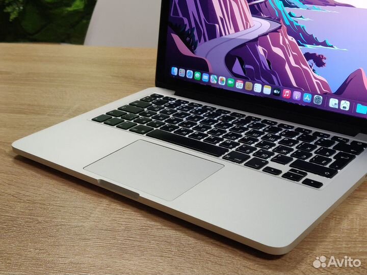 MacBook Pro 13 retina / i5 / 8gb / ssd / 2k
