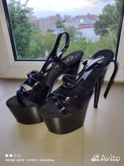 Стрипы pleaser босоножки 39 размер 9