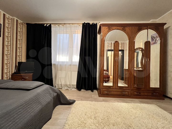 2-к. квартира, 70 м², 12/18 эт.