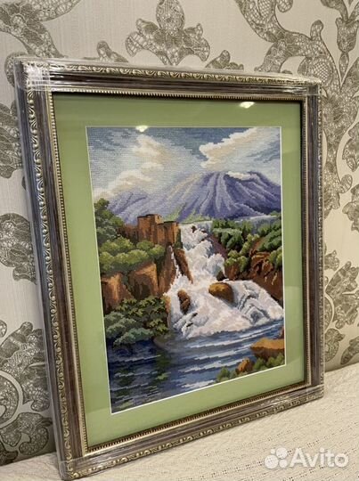 Картина вышитая крестом