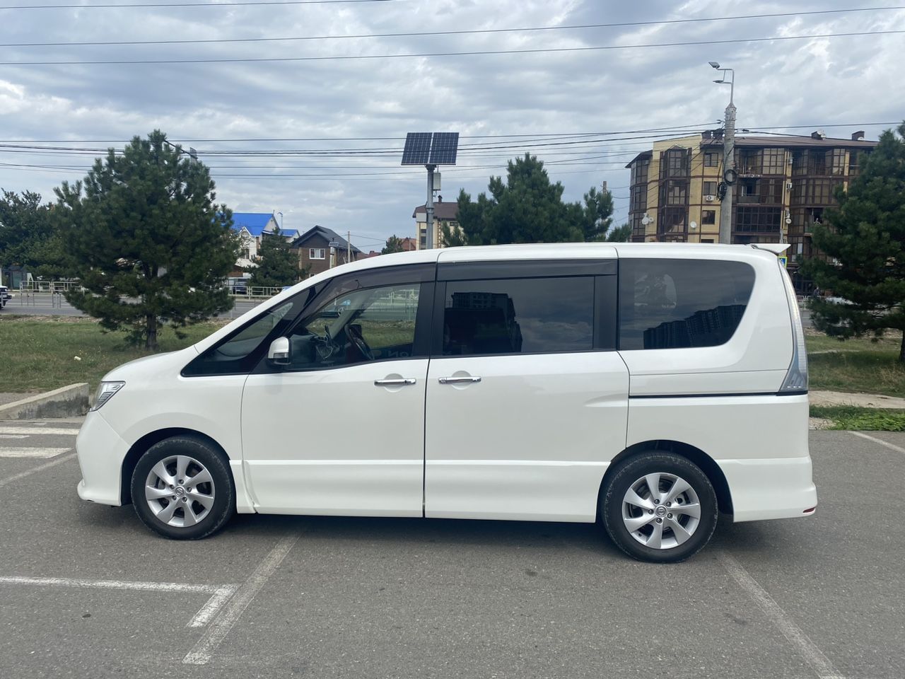 Nissan Serena: фото владельца