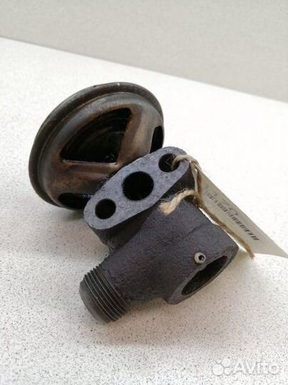 Клапан EGR Nissan Maxima A32 VQ30DE