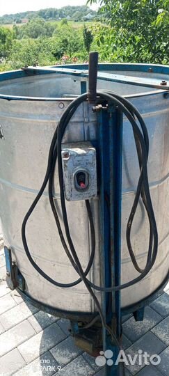 Медогонка электрическая 4 рамочная