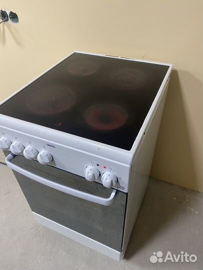 Электрическая плита Зануси