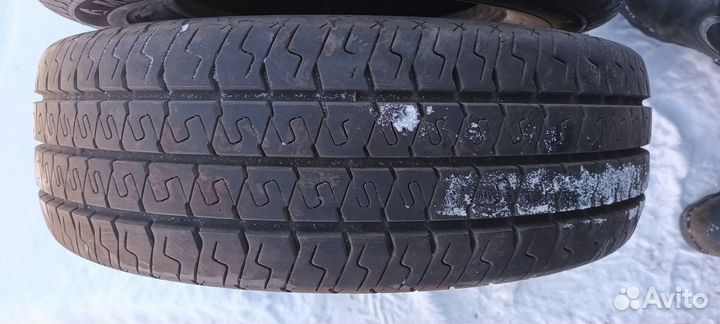 Matador MPS 330 Maxilla 2 215/70 R15C 109R