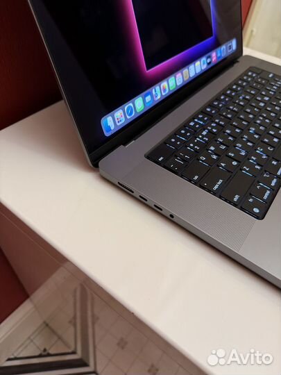 Суперский M1 PRO MacBook Pro 16