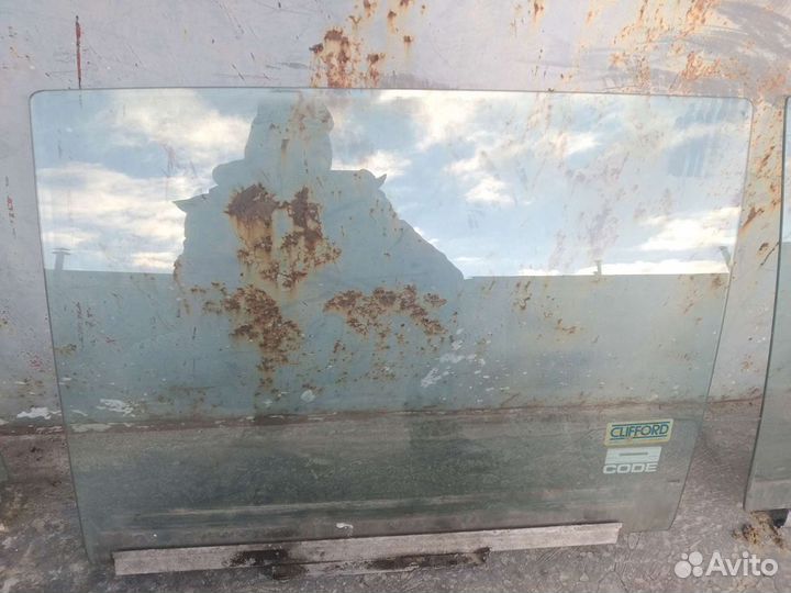 Мерседес 126 стекла