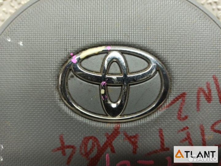 Airbag водительский toyota sienta