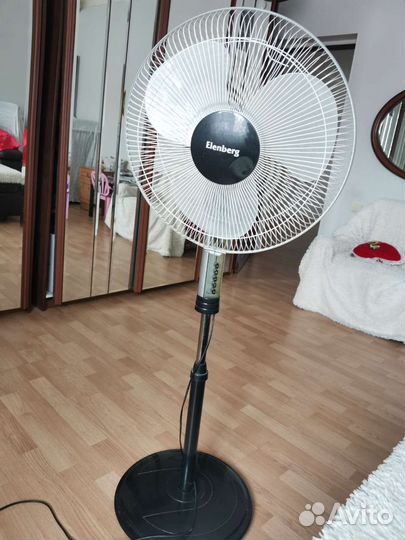 Вентилятор напольный Elenberg