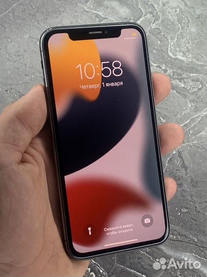 iPhone X, 64 ГБ