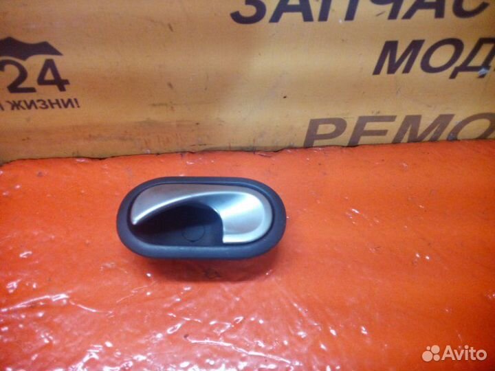 Ручка двери внутренняя левая Renault Megane 2