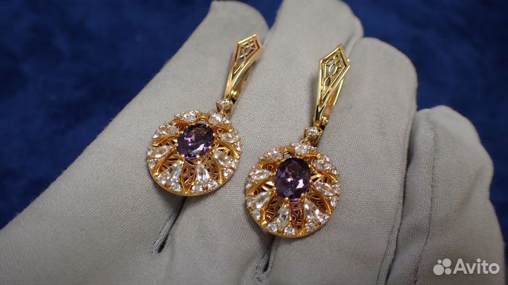 Золотые серьги со шпинелью Maxim Demidov