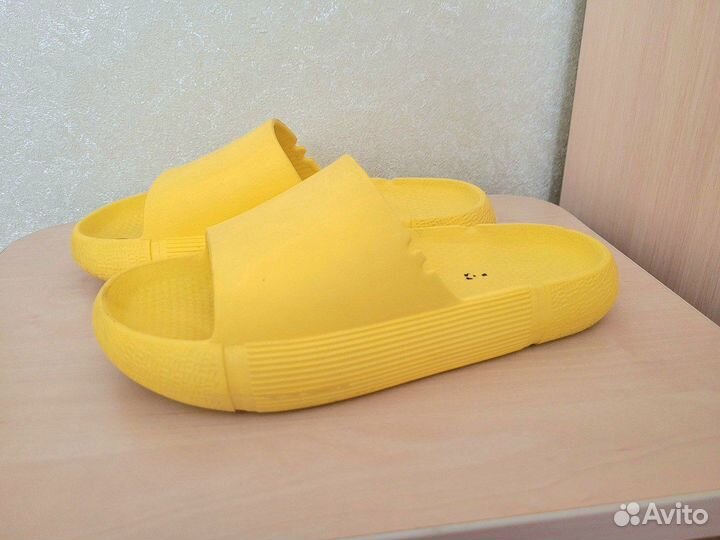 Шлепанцы Шлепки Слайдеры Crocs Капика 36