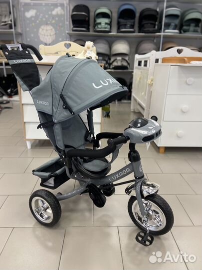 Трехколесный велосипед с родительской ручкой