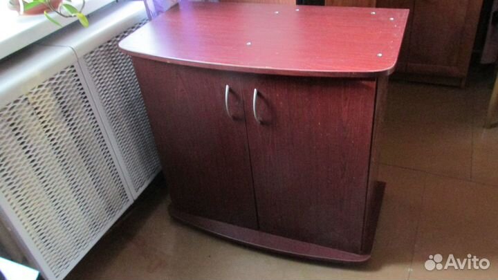 Продам тумбочку под аквариум