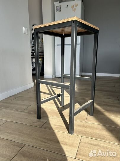 Стул барный