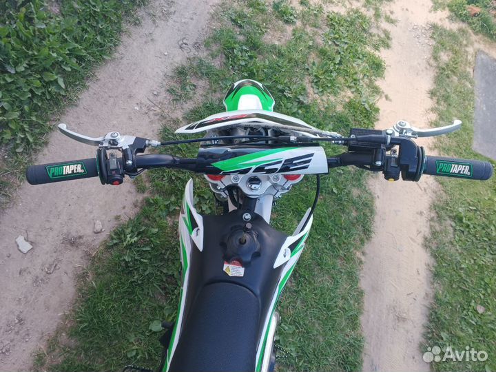 Мотоцикл BSE EX 125