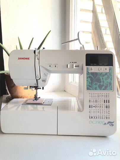 Швейная машина Janome DC 3900