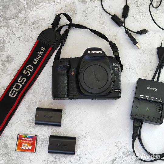 Зеркальный фотоаппарат canon 5D mark II