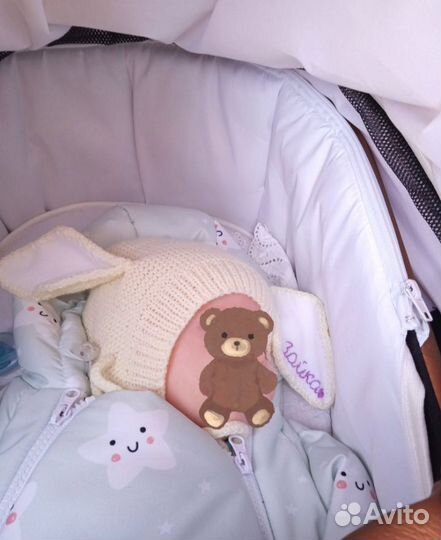 Шапка ручная работа.3-6 мес