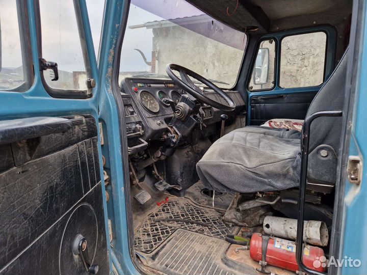 Двигатель на ЗИЛ бычок 2007г