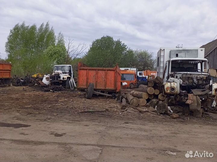 Топливный бак 6520 65115
