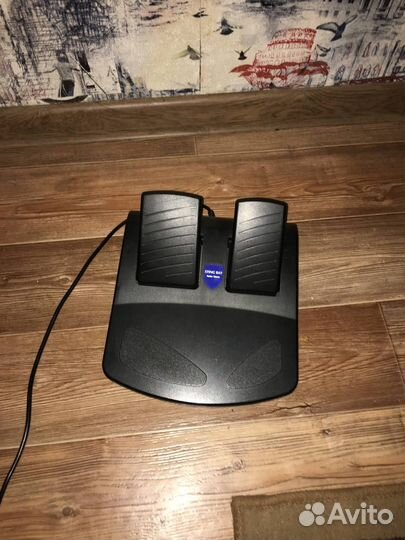 Игровой руль с педалями и коробкой передач